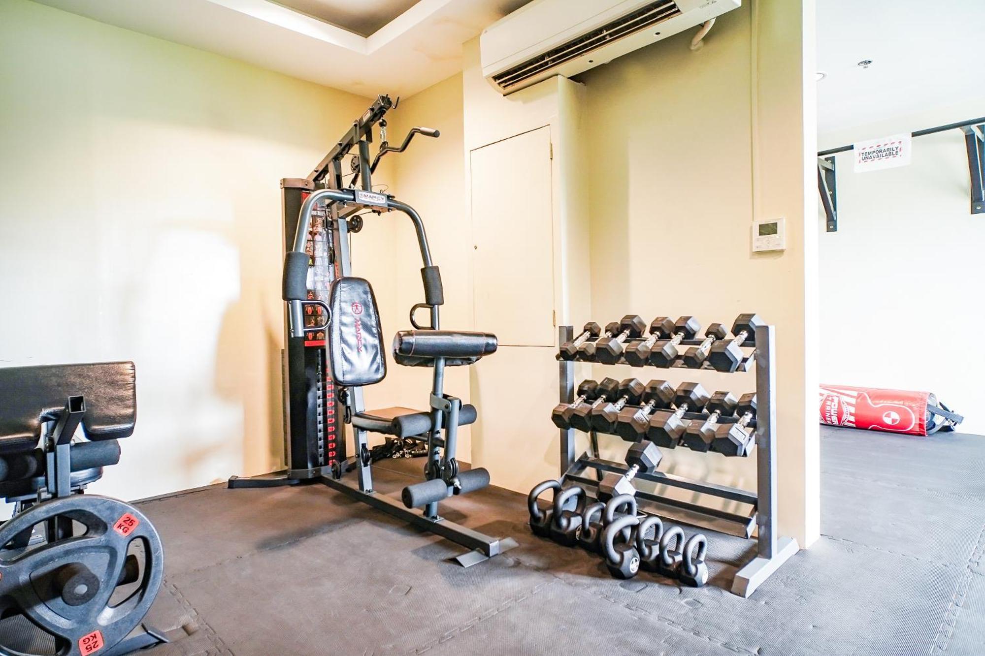 Modern Designed Studio Condo Near Ayala Centrio Cagayan de Oro Ngoại thất bức ảnh