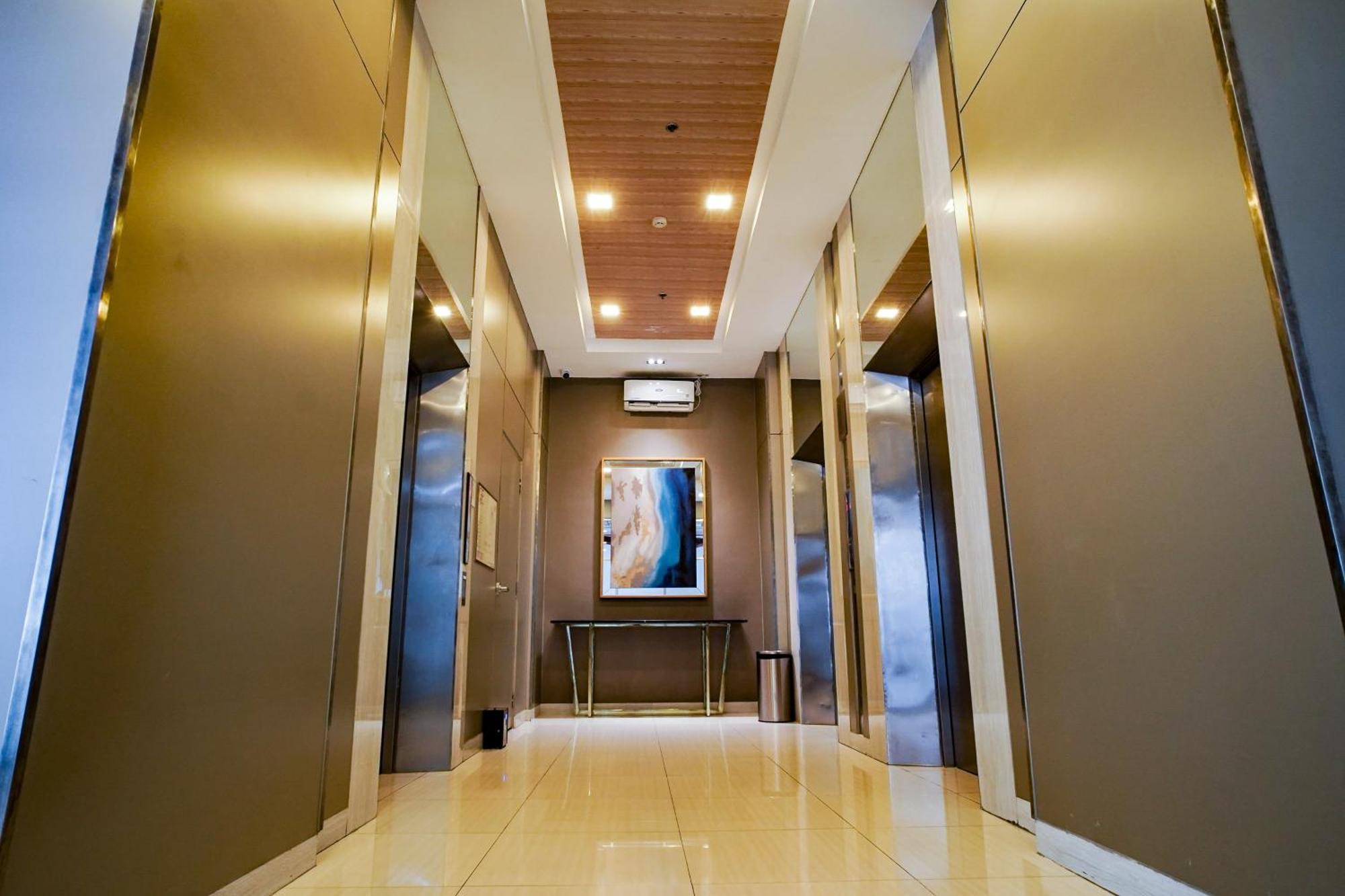 Modern Designed Studio Condo Near Ayala Centrio Cagayan de Oro Ngoại thất bức ảnh