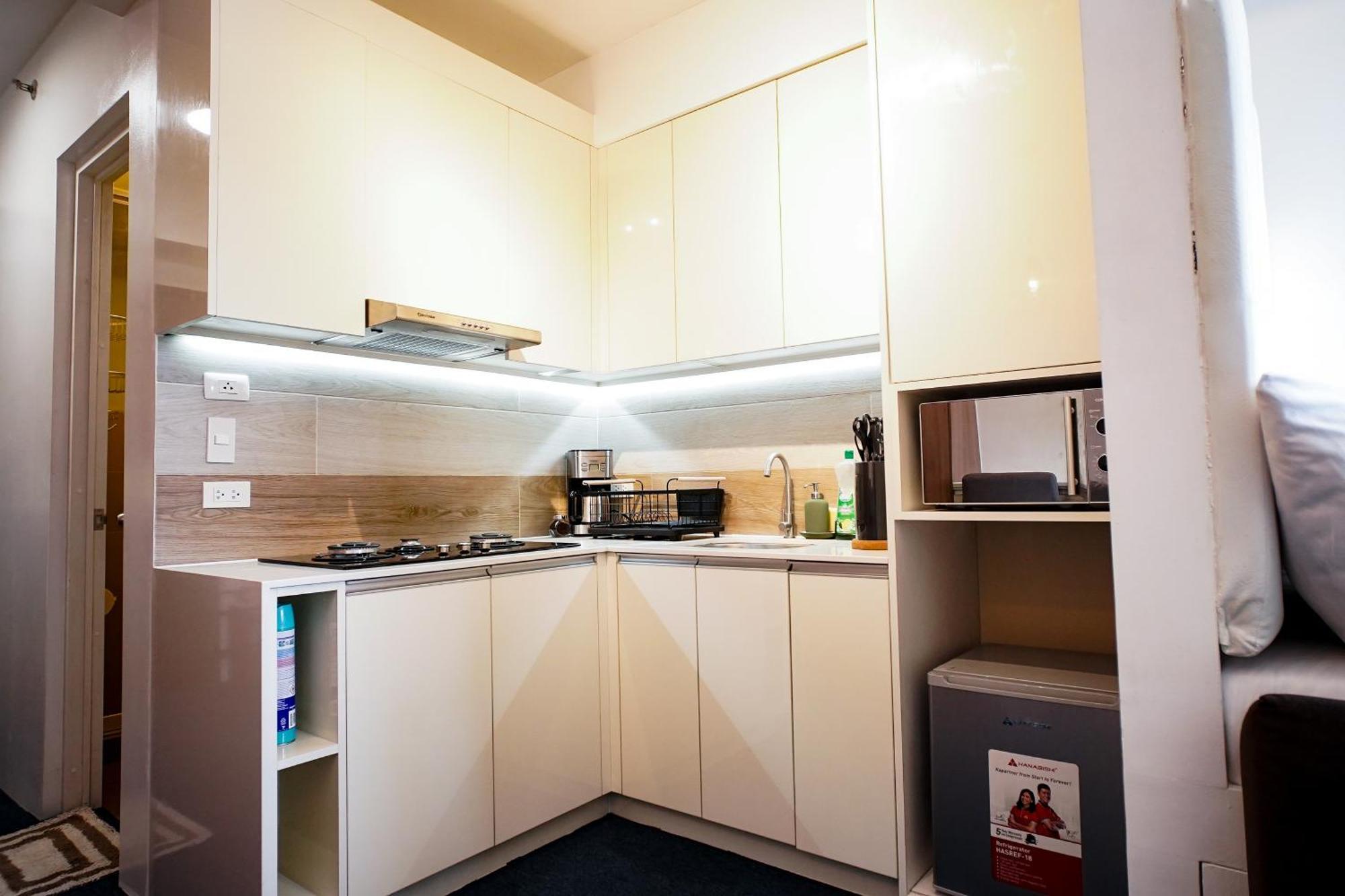 Modern Designed Studio Condo Near Ayala Centrio Cagayan de Oro Ngoại thất bức ảnh